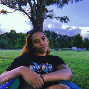 Meet your Posher, Leila